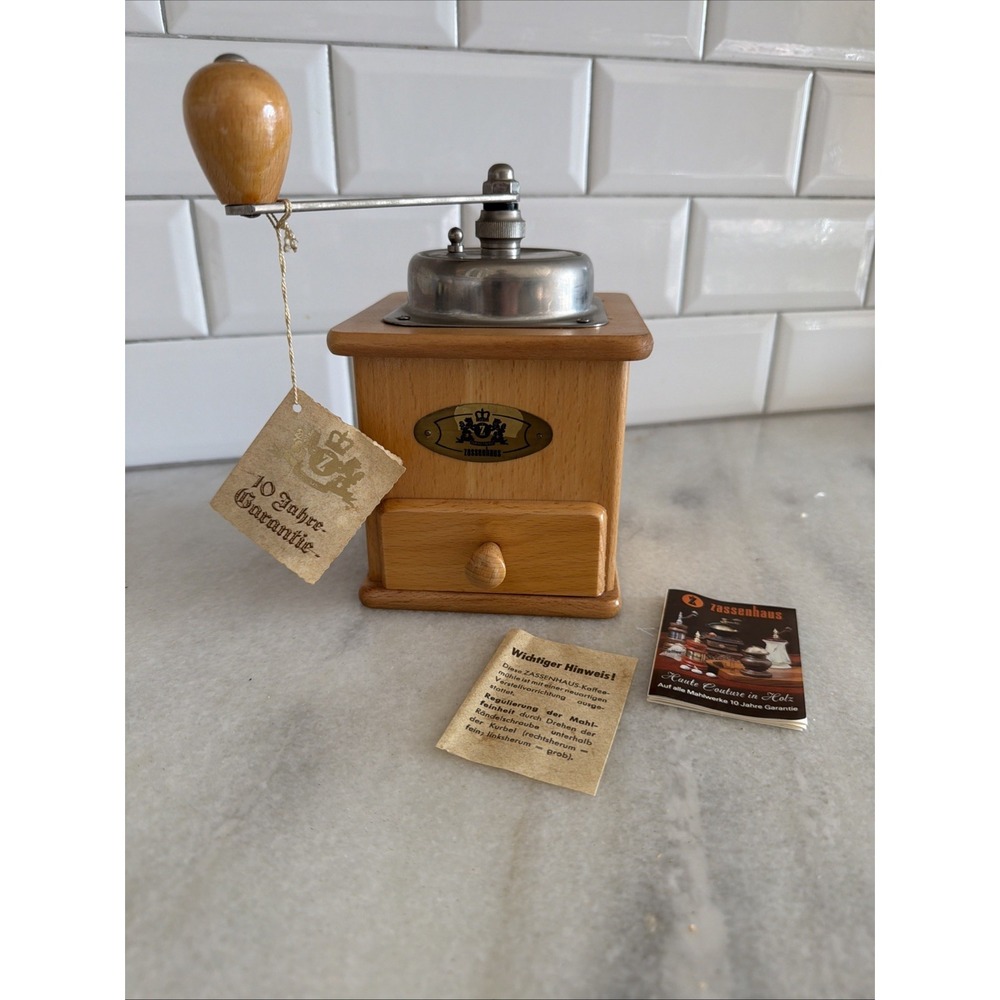 vintage Mid Century zassenhaus coffee/spice grinder New With Tags OLA0081